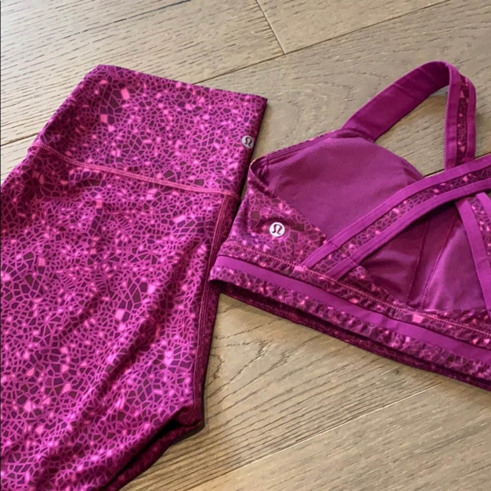 Lululemon Yoga Outfit—matching bra and leggings!